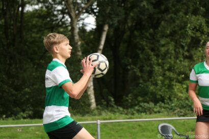 20200912NicKvhA3-UdiKinA1-008