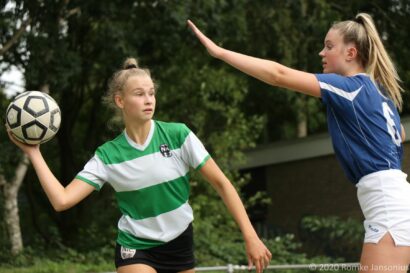 20200912NicKvhA3-UdiKinA1-013