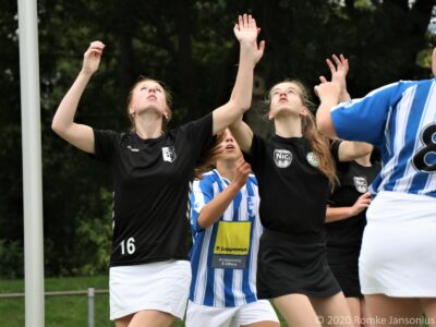 20200912NicKvhA4-KorwiA1-004