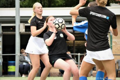 20200912NicKvhA4-KorwiA1-026