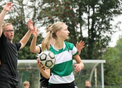 20201003NicKvhA2-V_VQuickA1-037